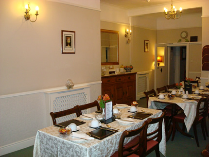 Hunters Lodge dining room