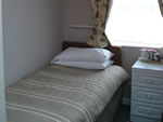 Single bedroom at Hunters Lodge Hotel